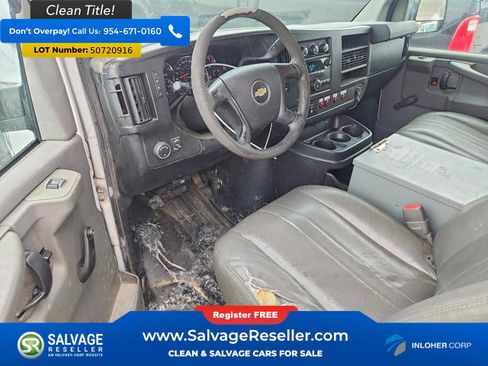 Used 2013 Chevrolet Express 2500 RWD image 11