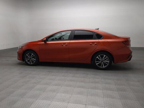Used 2023 Kia Forte LXS w/ LXS Technology Package FWD image 3
