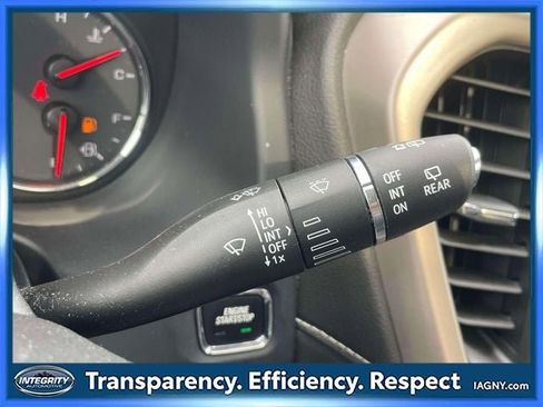 Used 2023 GMC Acadia Denali w/ Denali Technology Package AWD/4WD image 26
