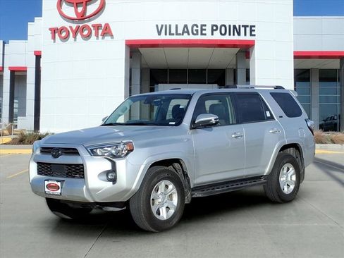 Certified 2023 Toyota 4Runner SR5 Premium image 1