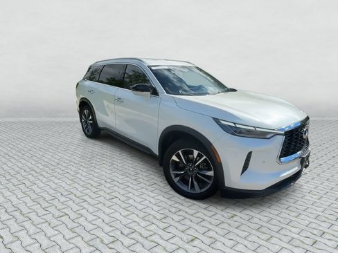 Certified 2023 INFINITI QX60 Luxe w/ Cargo Package AWD/4WD image 2