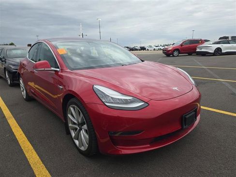 Used 2018 Tesla Model 3 Long Range AWD/4WD image 6
