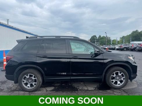Used 2023 Honda Passport TrailSport image 1