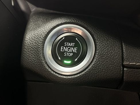 Certified 2021 Buick Envision Essence w/ Sport Touring Package AWD/4WD image 22