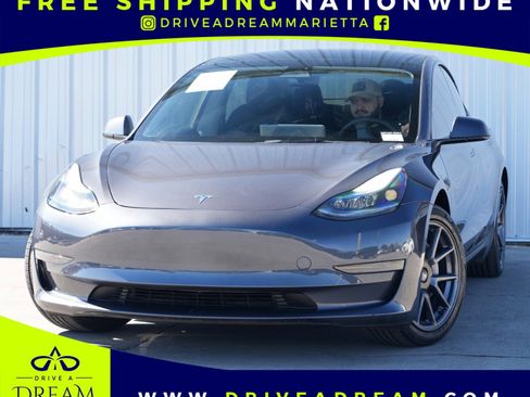 Used 2023 Tesla Model 3 Standard Range image 1