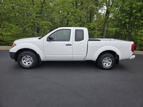 Used 2019 Nissan Frontier S RWD image 5