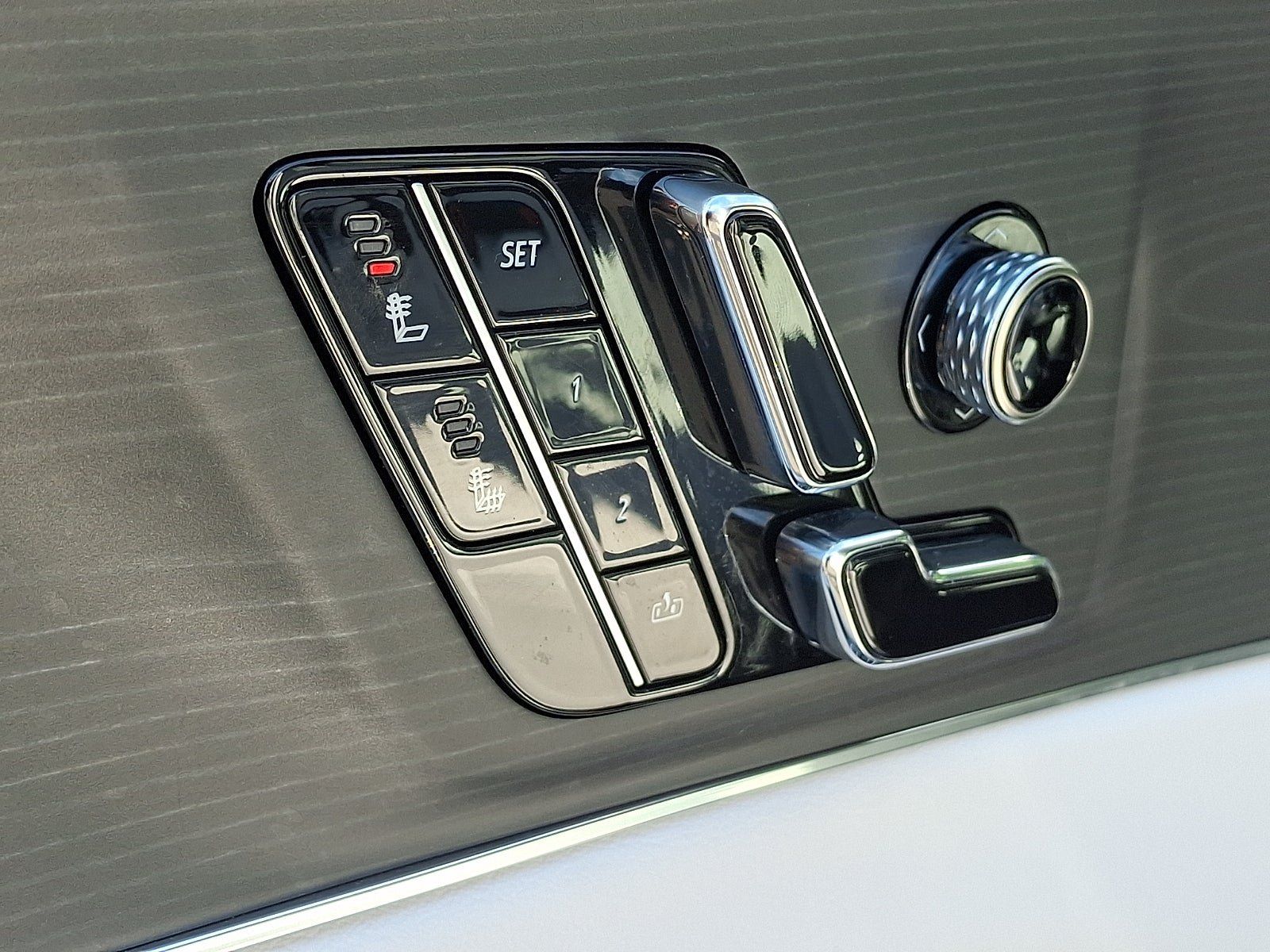 Certified 2024 Cadillac Lyriq Sport AWD/4WD image 18