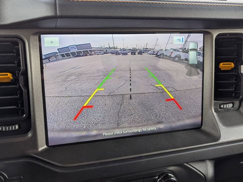 Used 2024 Ford Bronco Badlands AWD/4WD image 16