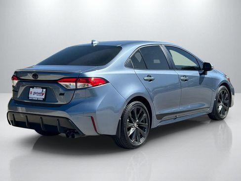 Used 2025 Toyota Corolla SE FWD image 5
