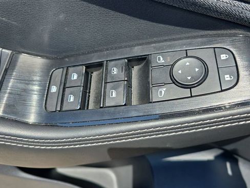 Used 2021 Nissan Rogue SV FWD image 28