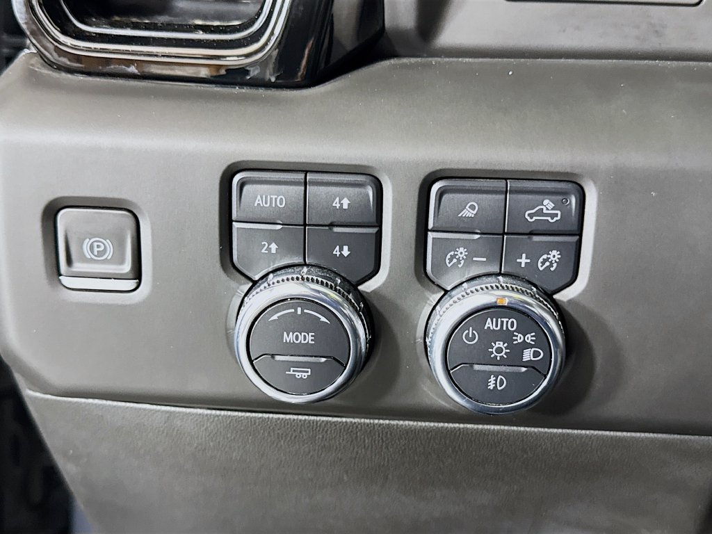 Used 2023 GMC Sierra 1500 AT4 AWD/4WD image 19