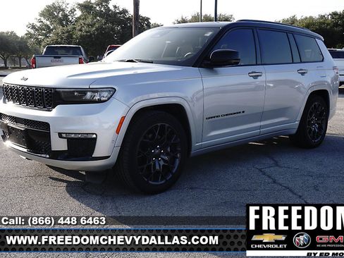 Used 2025 Jeep Grand Cherokee L Summit image 3