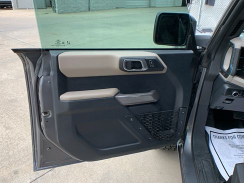 Used 2023 Ford Bronco Wildtrak AWD/4WD image 11