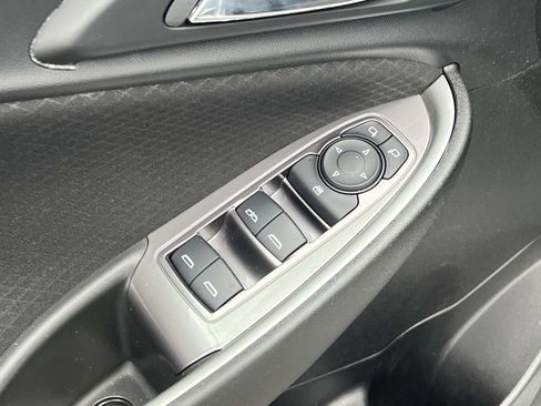 Used 2024 Chevrolet Malibu LT FWD image 13