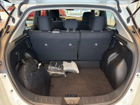 Certified 2023 Nissan Leaf S image 31