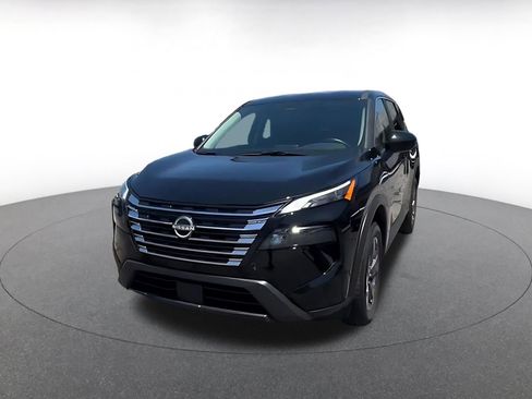 Used 2025 Nissan Rogue SV FWD image 6