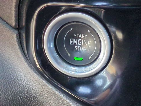 Used 2023 Chevrolet Silverado 1500 LTZ AWD/4WD image 18