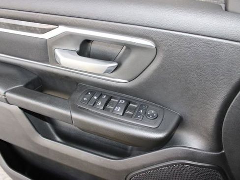 Used 2023 RAM 1500 Big Horn AWD/4WD image 24