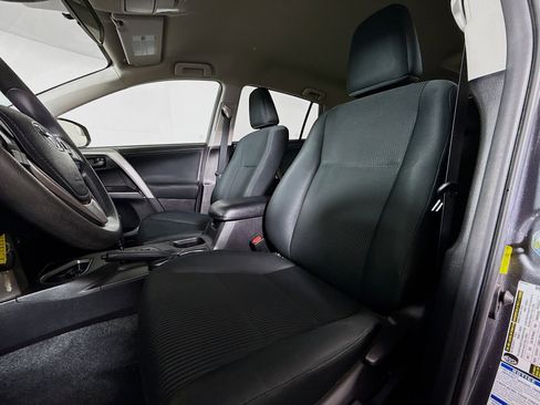 Certified 2018 Toyota RAV4 LE w/ Carpet Mat Package image 11