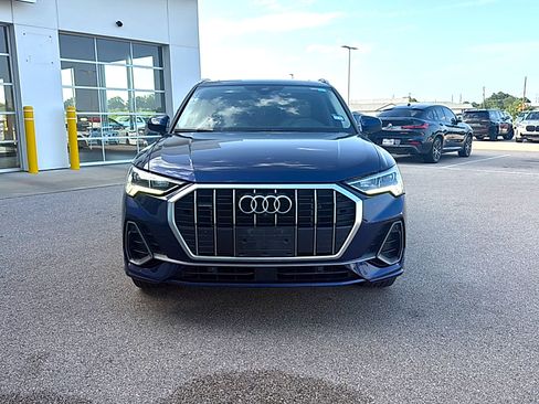 Used 2023 Audi Q3 2.0T Premium Plus w/ Premium Plus Package AWD/4WD image 2