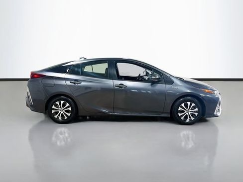 Used 2021 Toyota Prius Prime Limited FWD image 8