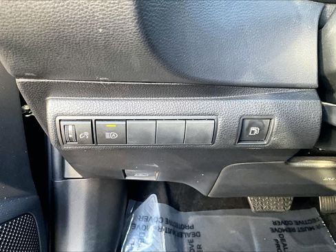 Used 2024 Toyota Corolla LE FWD image 35