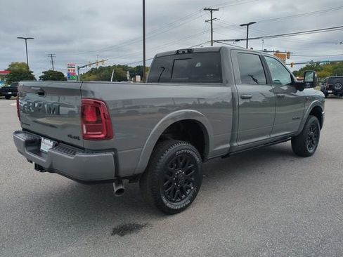 New 2026 RAM 2500 Limited AWD/4WD image 4