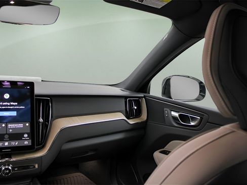 New 2026 Volvo XC90 B5 Ultra w/ Protection Package Premier image 34