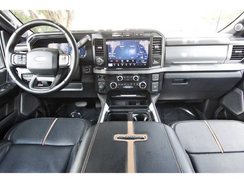 Certified 2024 Ford F250 Platinum w/ Tremor Off-Road Package AWD/4WD image 8