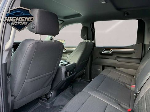 Used 2023 Chevrolet Silverado 1500 LT Trail Boss w/ Protection Package image 18