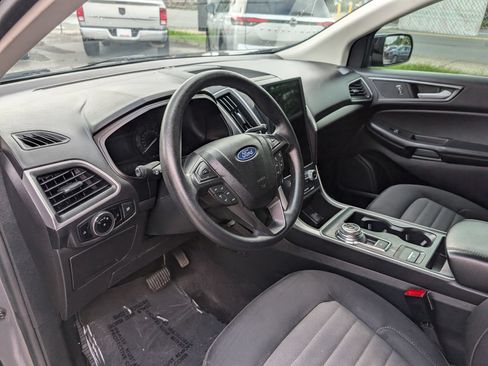 Used 2024 Ford Edge SE w/ Black Appearance Package AWD/4WD image 12