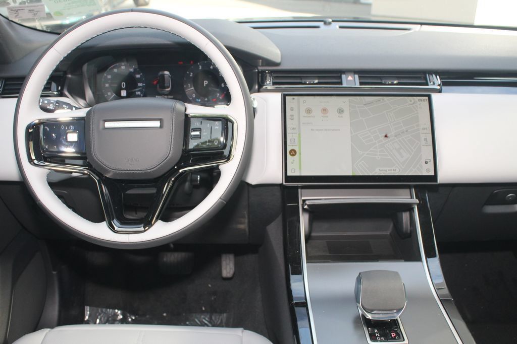 New 2026 Land Rover Range Rover Velar S AWD/4WD image 4