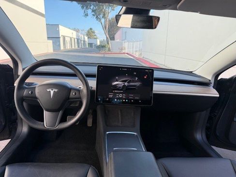 Used 2023 Tesla Model 3 Standard Range RWD image 14