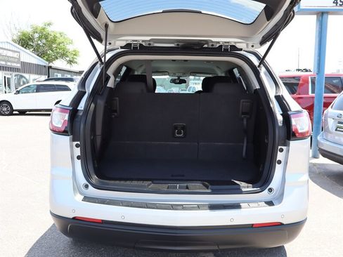 Used 2016 Chevrolet Traverse LT FWD image 15