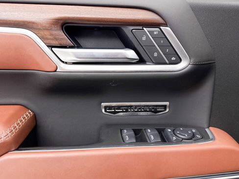 Used 2025 GMC Sierra 1500 Denali Ultimate image 28