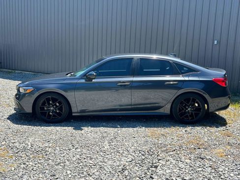 Used 2022 Honda Civic Sport image 8