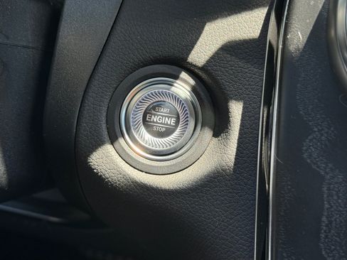 Certified 2022 Mercedes-Benz GLC 43 AMG 4MATIC image 30