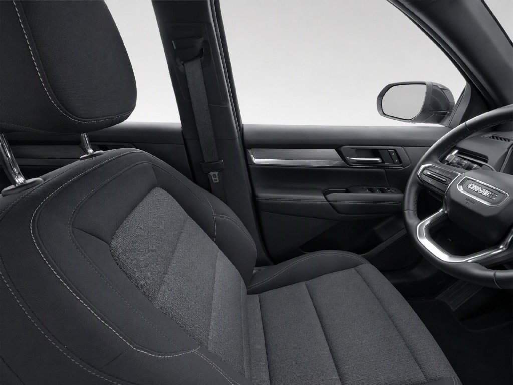 Used 2025 GMC Terrain Elevation FWD image 28