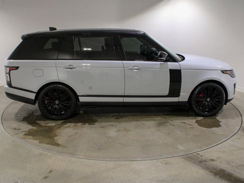 Used 2020 Land Rover Range Rover SV Autobiography Dynamic image 6