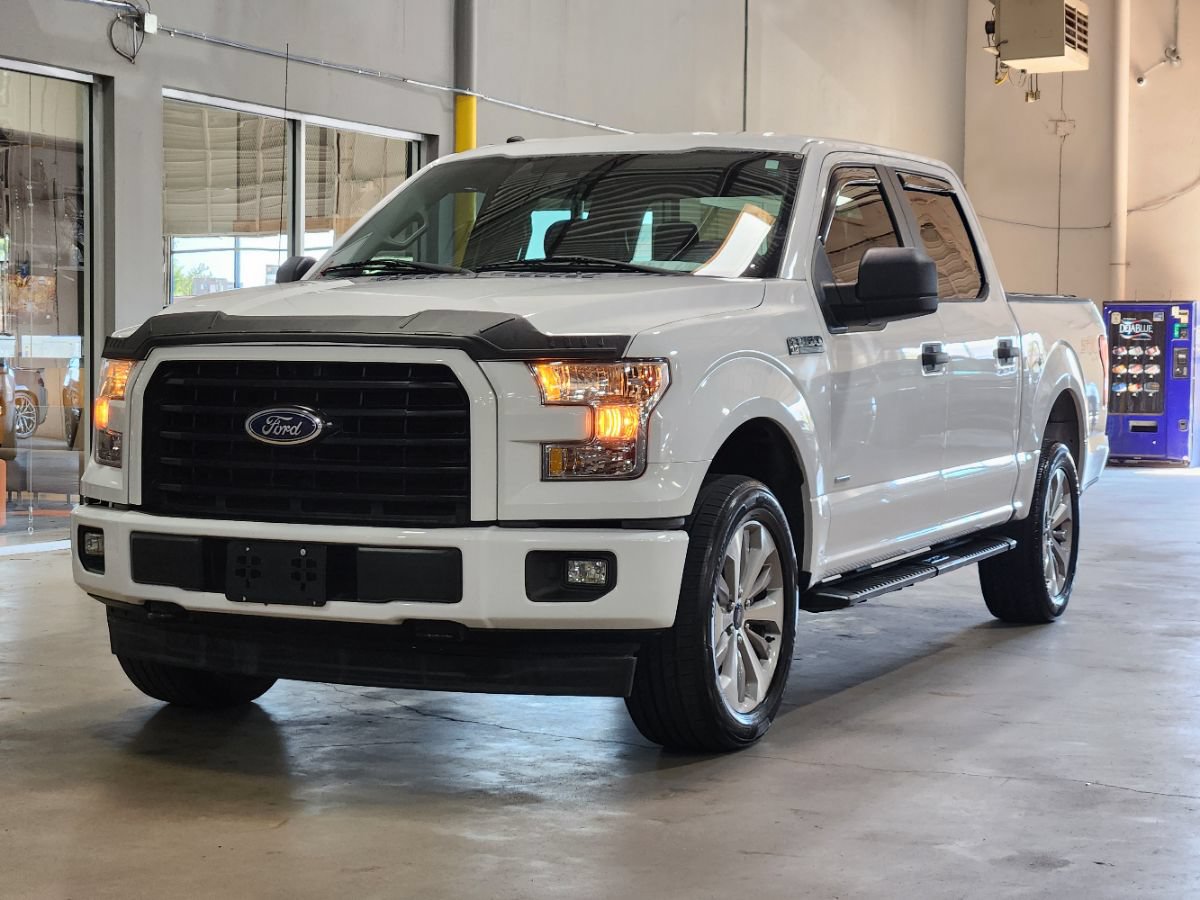 Used 2017 Ford F150 XL w/ Equipment Group 101A Mid AWD/4WD image 4