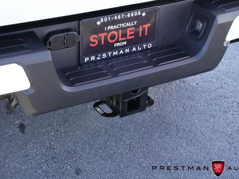 Used 2024 Toyota Tacoma TRD Off-Road image 4