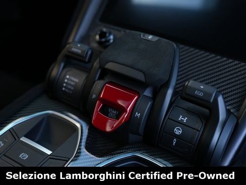 Used 2024 Lamborghini Urus Performante image 46