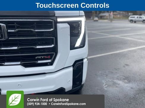 Used 2025 GMC Sierra 3500 AT4 w/ AT4 Premium Plus Package image 8
