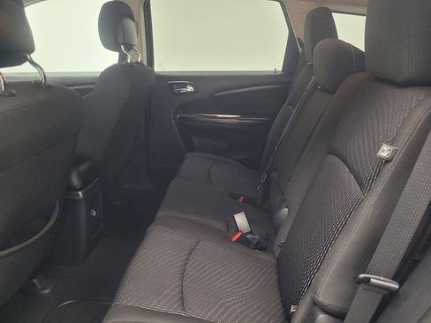 Used 2018 Dodge Journey SE w/ Blacktop Package image 18
