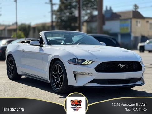 Used 2018 Ford Mustang Premium RWD image 1