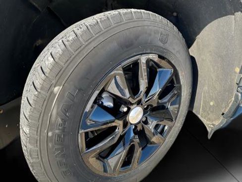 Used 2022 Chevrolet Silverado 1500 Custom image 19