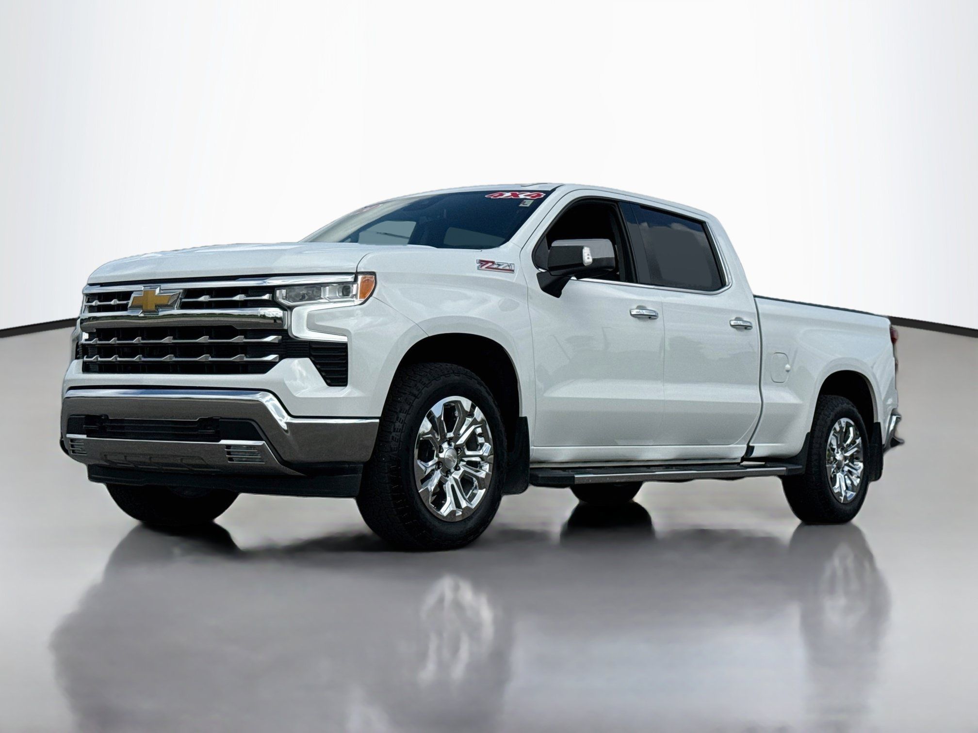 Used 2024 Chevrolet Silverado 1500 LTZ AWD/4WD image 9