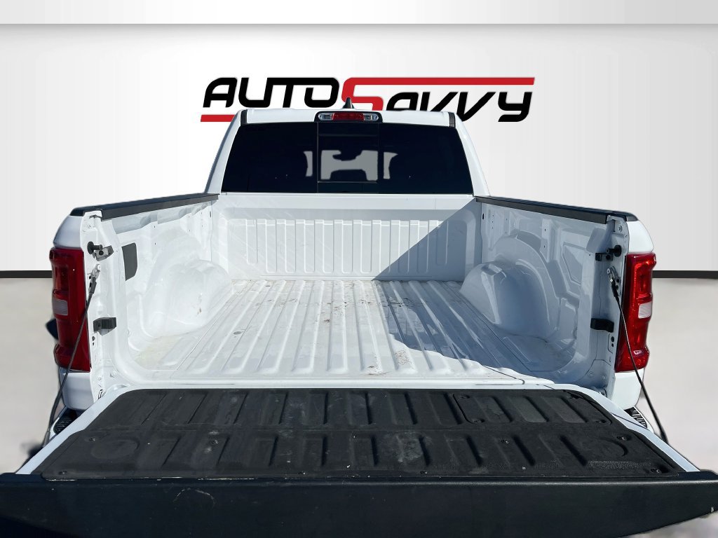 Used 2025 RAM 1500 4x4 Crew Cab image 25