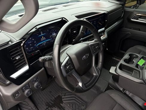 Used 2024 Chevrolet Silverado 1500 LT Trail Boss w/ Protection Package image 16