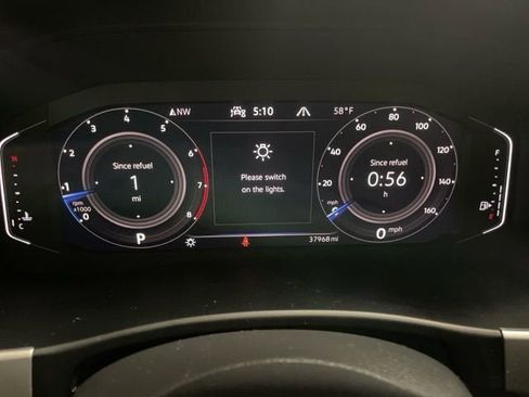 Certified 2023 Volkswagen Atlas Cross Sport SE image 18